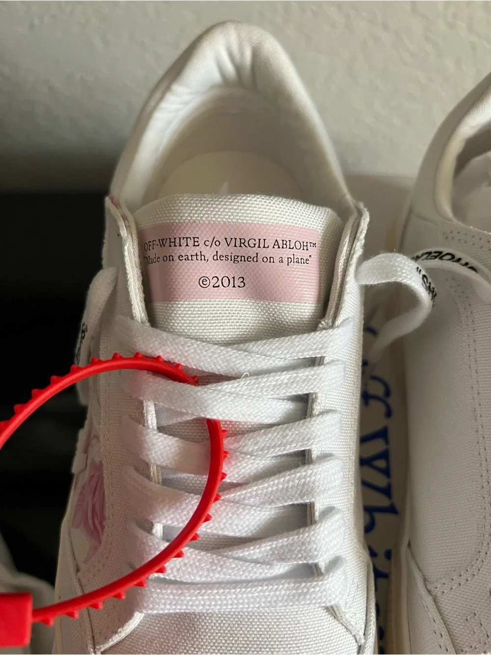 Off-White Women’s Off-White New Low Vulcanized Animation 